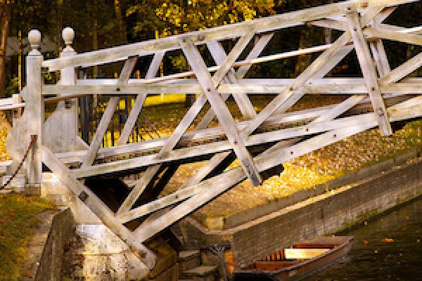 MathematicalBridge_JamesAppleton_crop_small