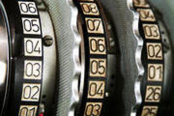large_Enigma_rotors_small_0