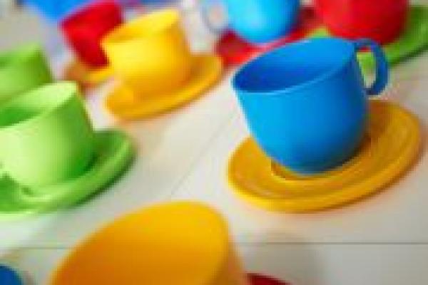 large_Teacups_Equipment_Closeup_Smaller_crop